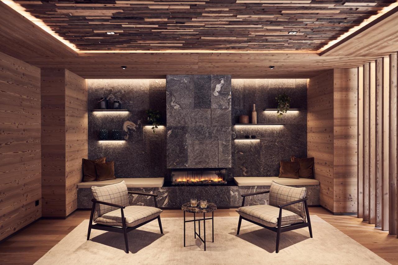 Falkensteiner Hotel Kronplatz - The Leading Hotels Of The World (Adults Only) ريسكوني المظهر الخارجي الصورة Interior of the hotel